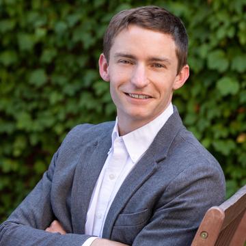 Justin de Benedictis-Kessner