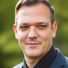 Mark Esposito